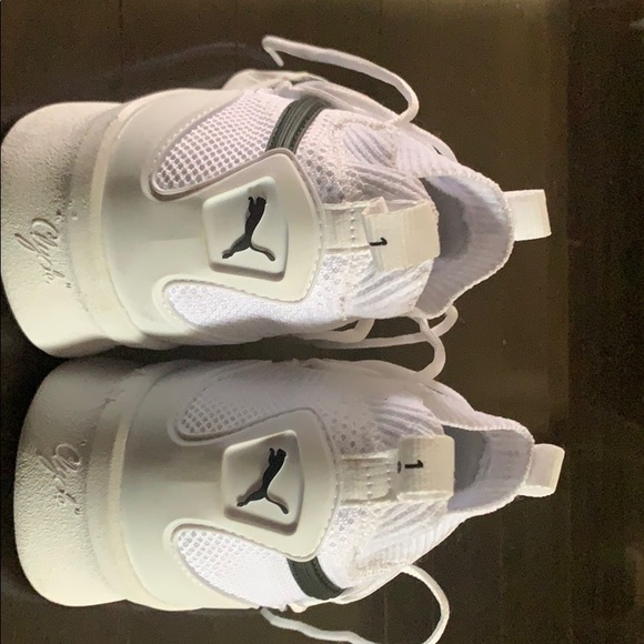 Shoes - Picture 1 of 4